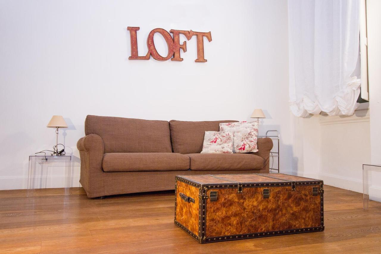 شقة Charming Santa Croce Loft فلورنس المظهر الخارجي الصورة
